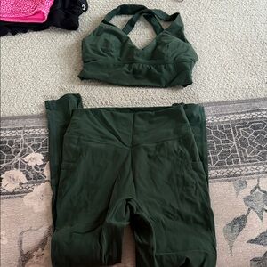 Buffbunny hunter Green Sports Bra and Leggings Set